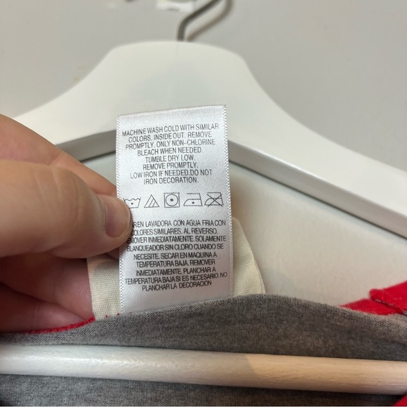 Modern Lux Minimal Baseball Santa Face Tee XL - Picture 4 of 7